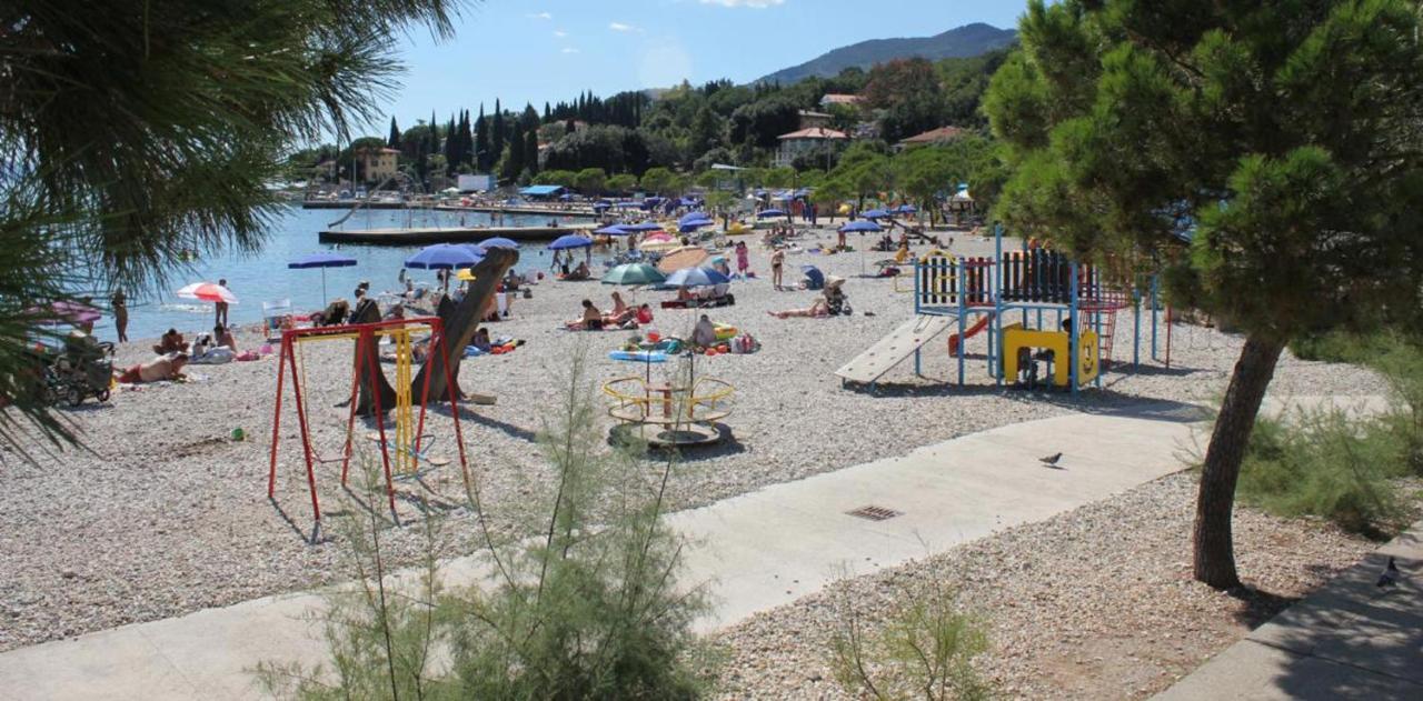 Apartman Vida 2 Ičići Esterno foto
